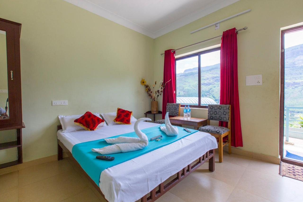 Mountain Hut Resorts Kottakamboor Exterior photo